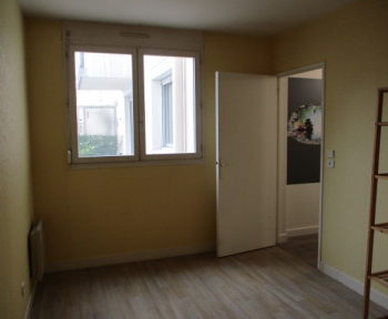 Location Appartement 2 pièces Reims (51100) - 113 B rue de Vesle (1er étage)